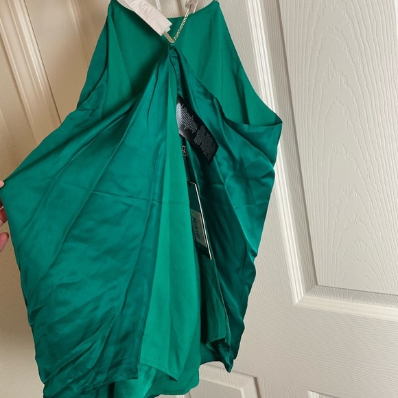 Marciano woman’s emerald green backless top medium - Picture 8 of 11